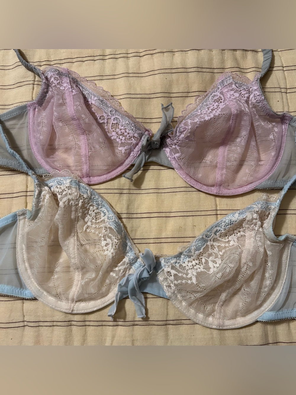 Simply Vera by Vera Wang lace bras 34C - Picture 2 of 4